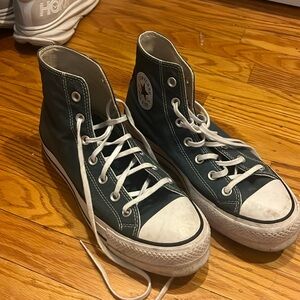 Blue platform converse